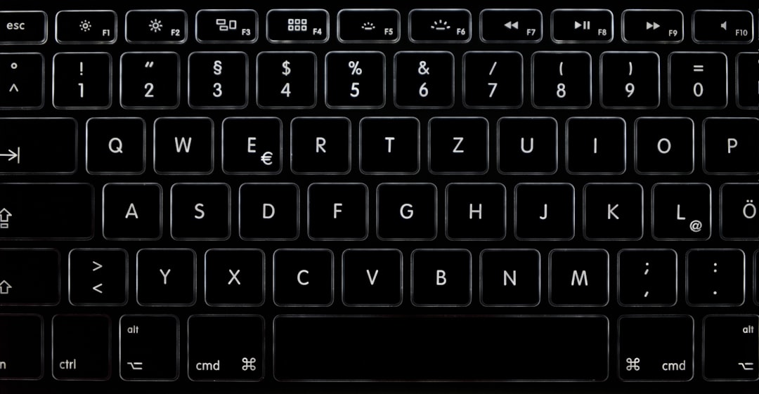 black computer keyboard